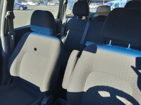 Kia Carens, снимка 8