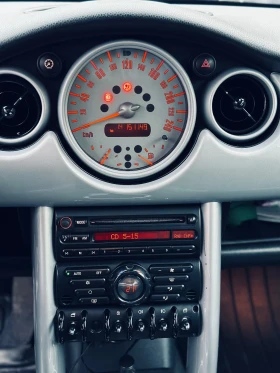 Mini Cooper 1.6i ГАЗ/КОЖА/ПАНОРАМА/КЛИМАТРОНИК, снимка 10