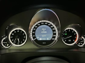 Mercedes-Benz E 350 C211, W211, снимка 13