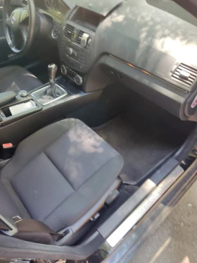 Mercedes-Benz C 220, снимка 9