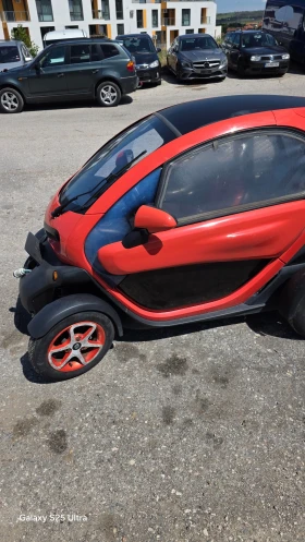 Renault Twizy 4w - 5999 лв. / 3067.24 € - 98901435 4