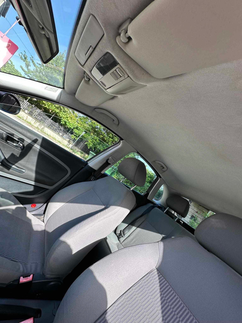 Seat Ibiza, снимка 14 - Автомобили и джипове - 46433856