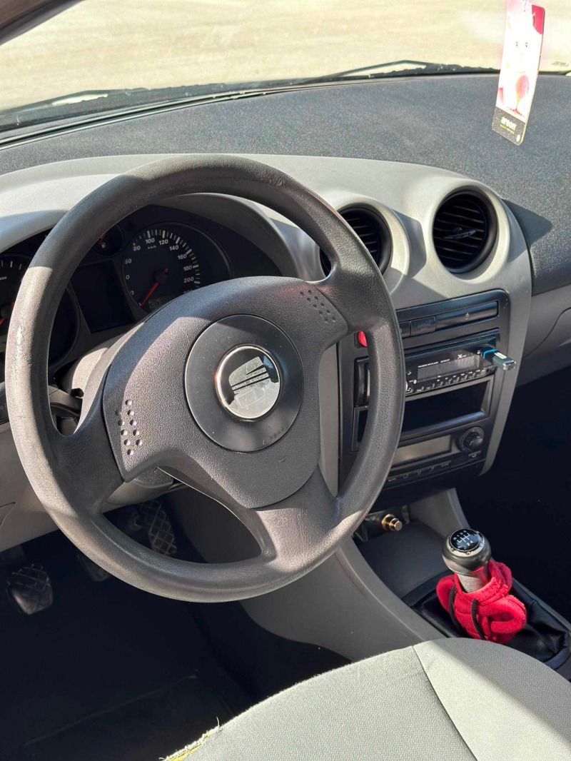 Seat Ibiza, снимка 10 - Автомобили и джипове - 46433856