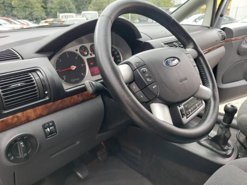 Ford Galaxy 1.9TDI GHIA, снимка 14 - Автомобили и джипове - 47444006