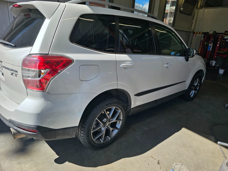 Subaru Forester XT, снимка 4 - Автомобили и джипове - 47854390