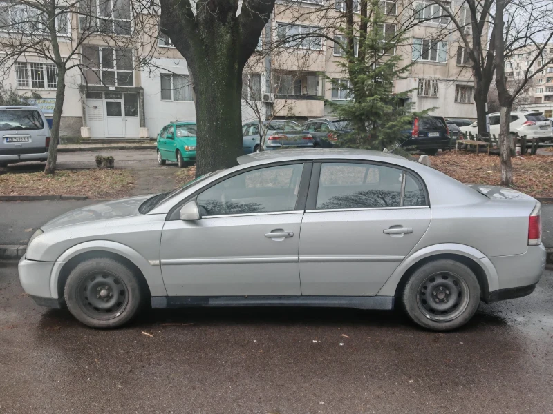 Opel Vectra C, снимка 3 - Автомобили и джипове - 48199321