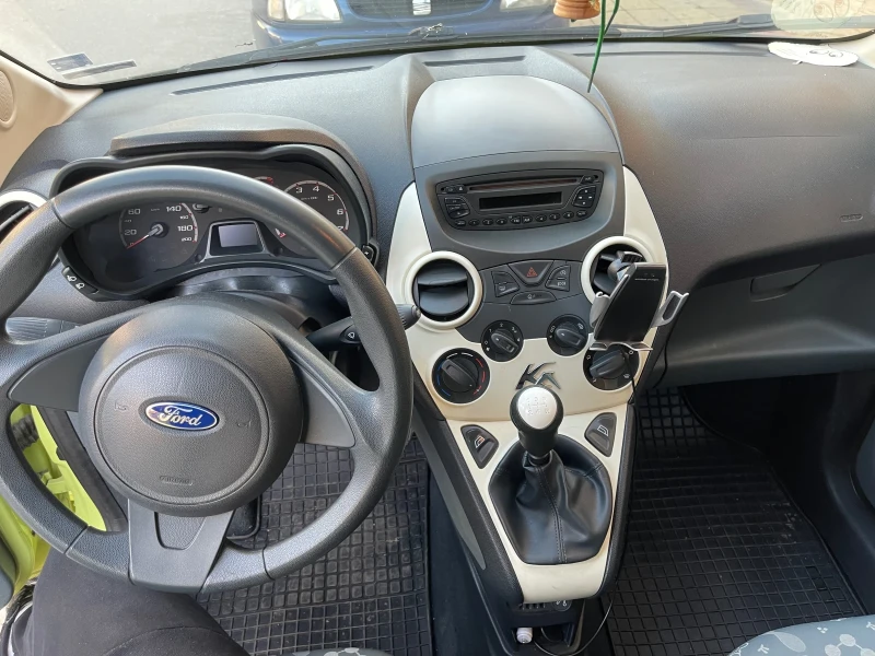 Ford Ka, снимка 10 - Автомобили и джипове - 48705112