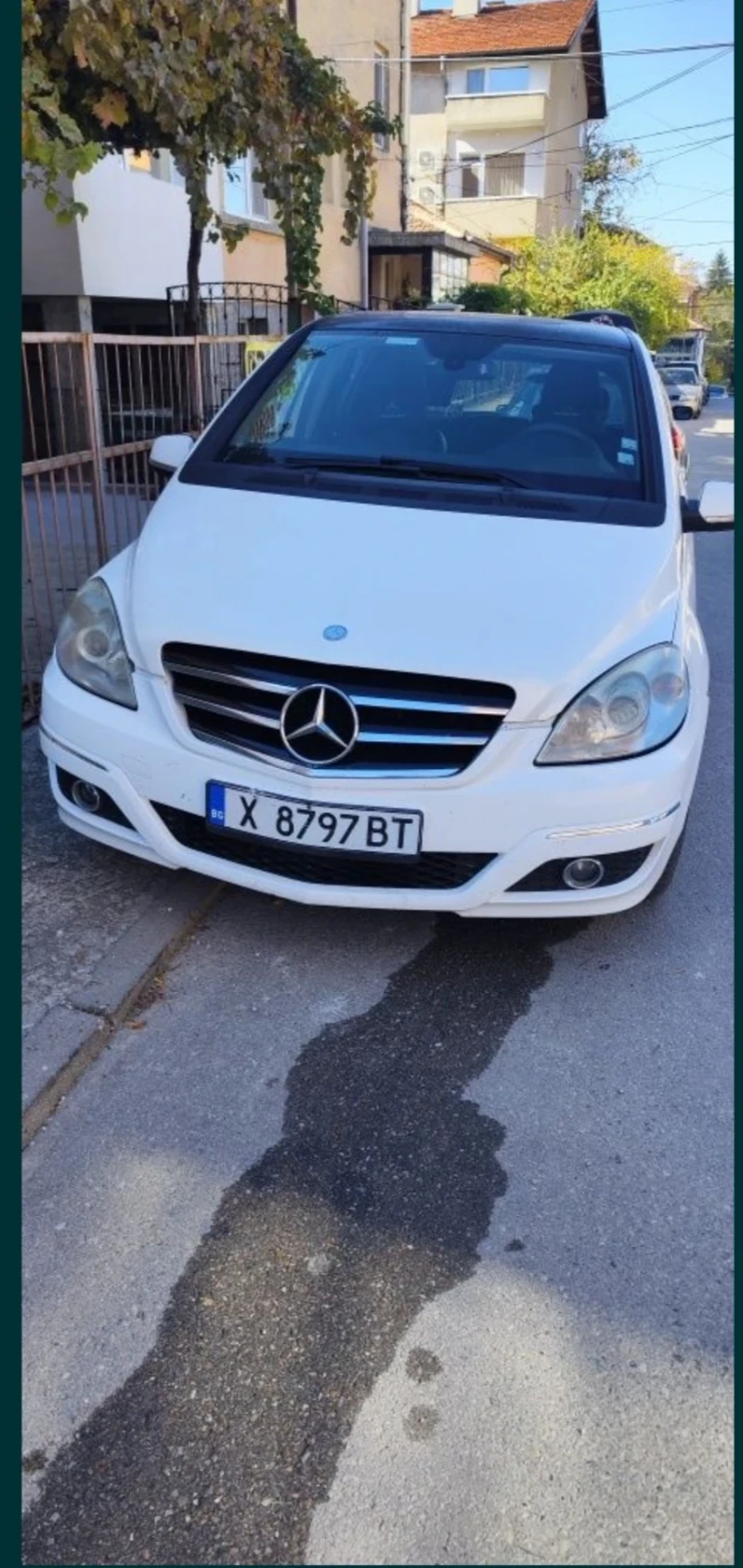 Mercedes-Benz B 180, снимка 1 - Автомобили и джипове - 48900422