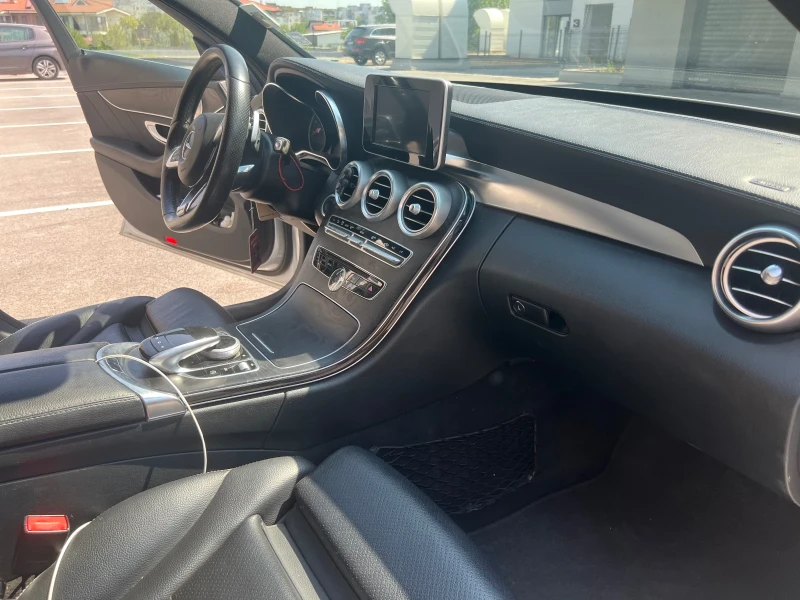 Mercedes-Benz C 220, снимка 7 - Автомобили и джипове - 52232969