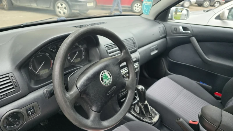 Skoda Octavia 1.9 TDI, снимка 5 - Автомобили и джипове - 51629365