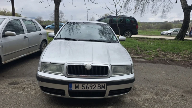 Skoda Octavia 1.9 TDI, снимка 2 - Автомобили и джипове - 51629365