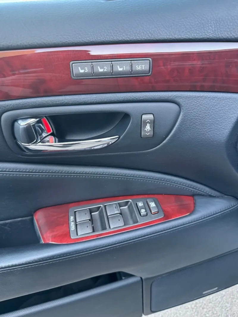 Lexus LS 460, снимка 11 - Автомобили и джипове - 52439251