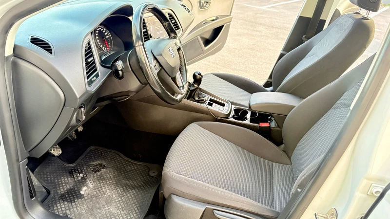 Seat Leon ST 1.6D, снимка 8 - Автомобили и джипове - 52649610