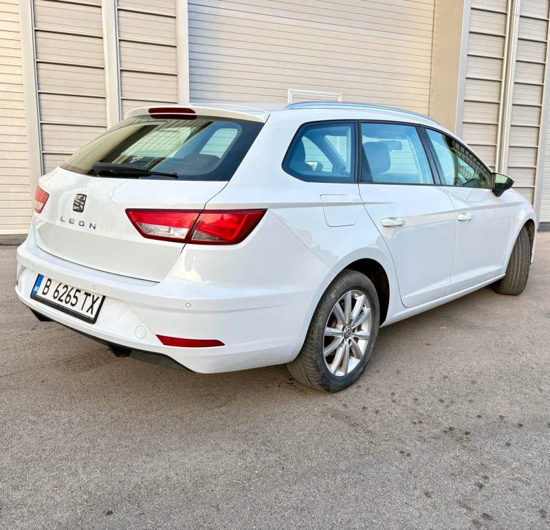 Seat Leon ST 1.6D, снимка 4 - Автомобили и джипове - 52649610