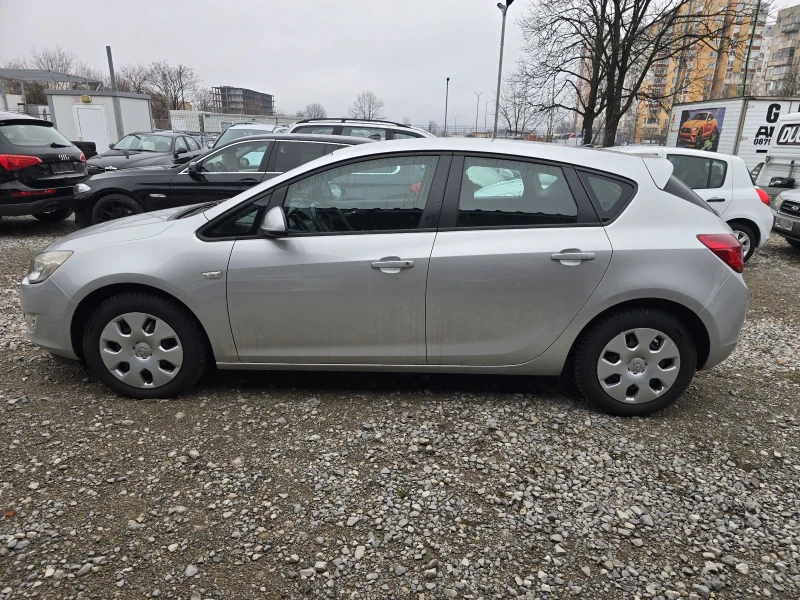 Opel Astra 1.4 TURBO i, снимка 6 - Автомобили и джипове - 53039889