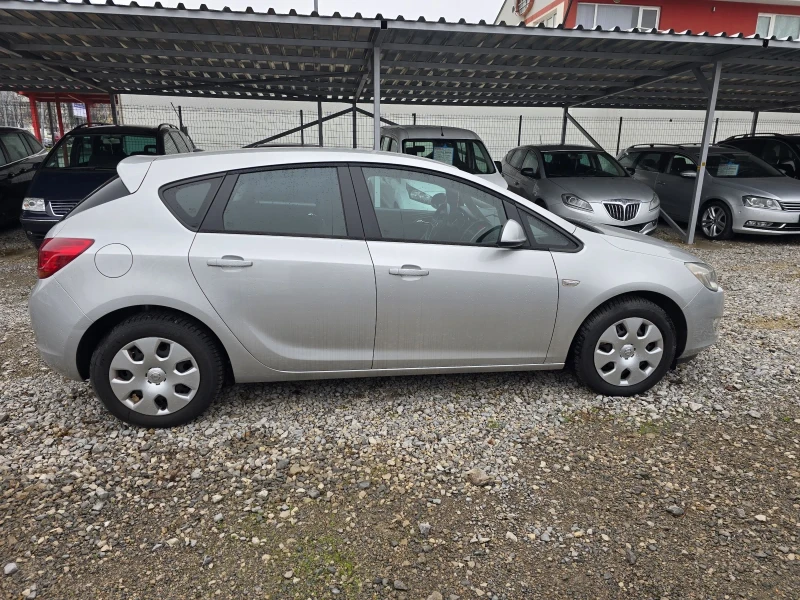Opel Astra 1.4 TURBO i, снимка 7 - Автомобили и джипове - 53039889