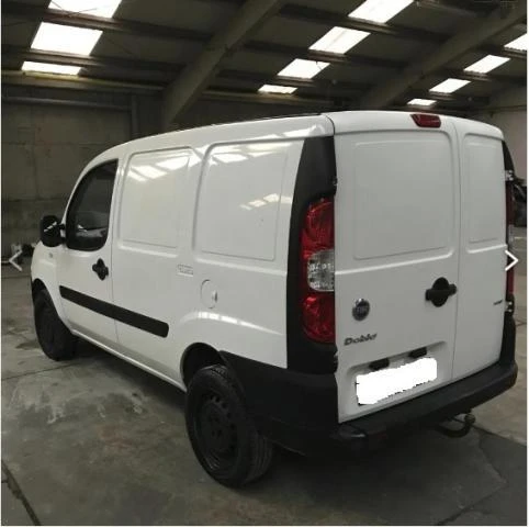 Fiat Doblo 1.3 D Multijet, снимка 7 - Автомобили и джипове - 24150917