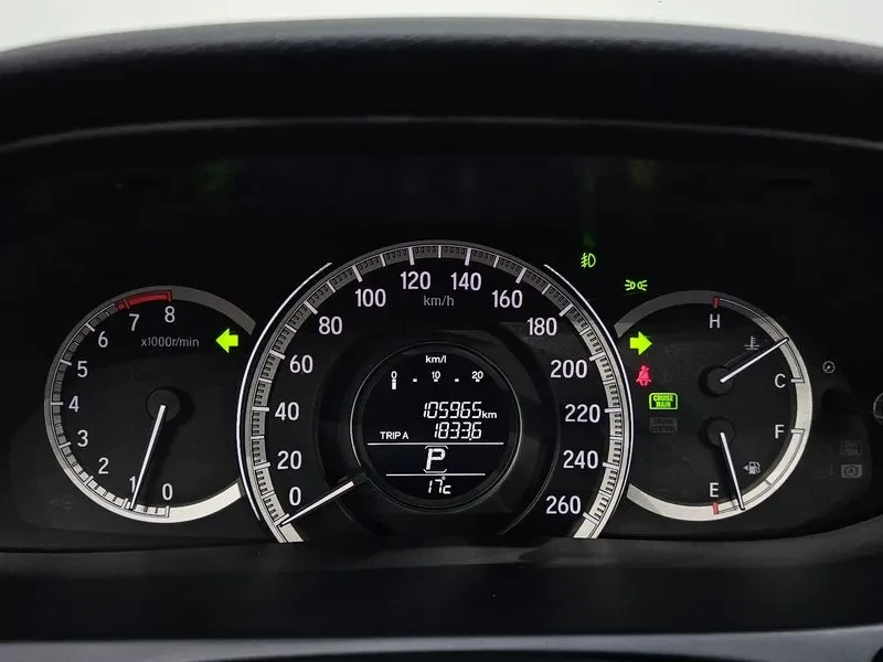 Honda Accord 2.4 9Th Gen , снимка 8 - Автомобили и джипове - 55796223