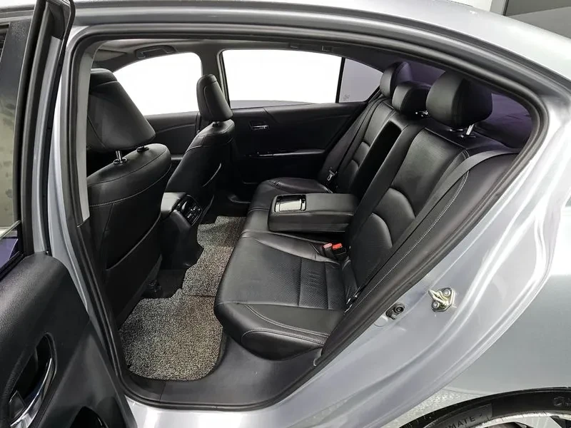 Honda Accord 2.4 9Th Gen , снимка 11 - Автомобили и джипове - 55796223