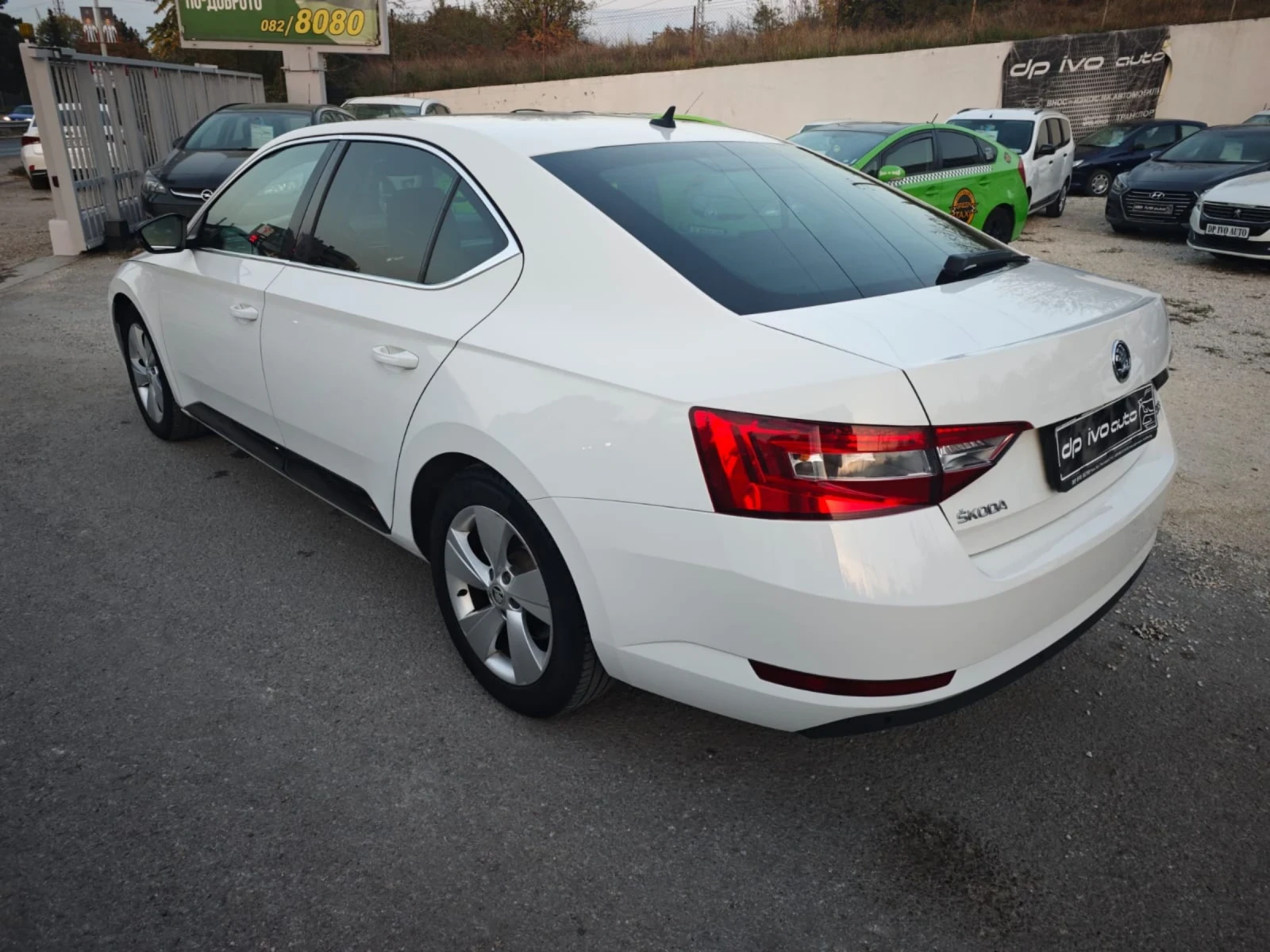 Skoda Superb 2.0TDI* РЪЧКА* 6ск* НАВИ* ОТЛИЧЕН* ОФЕРТА - изображение 3