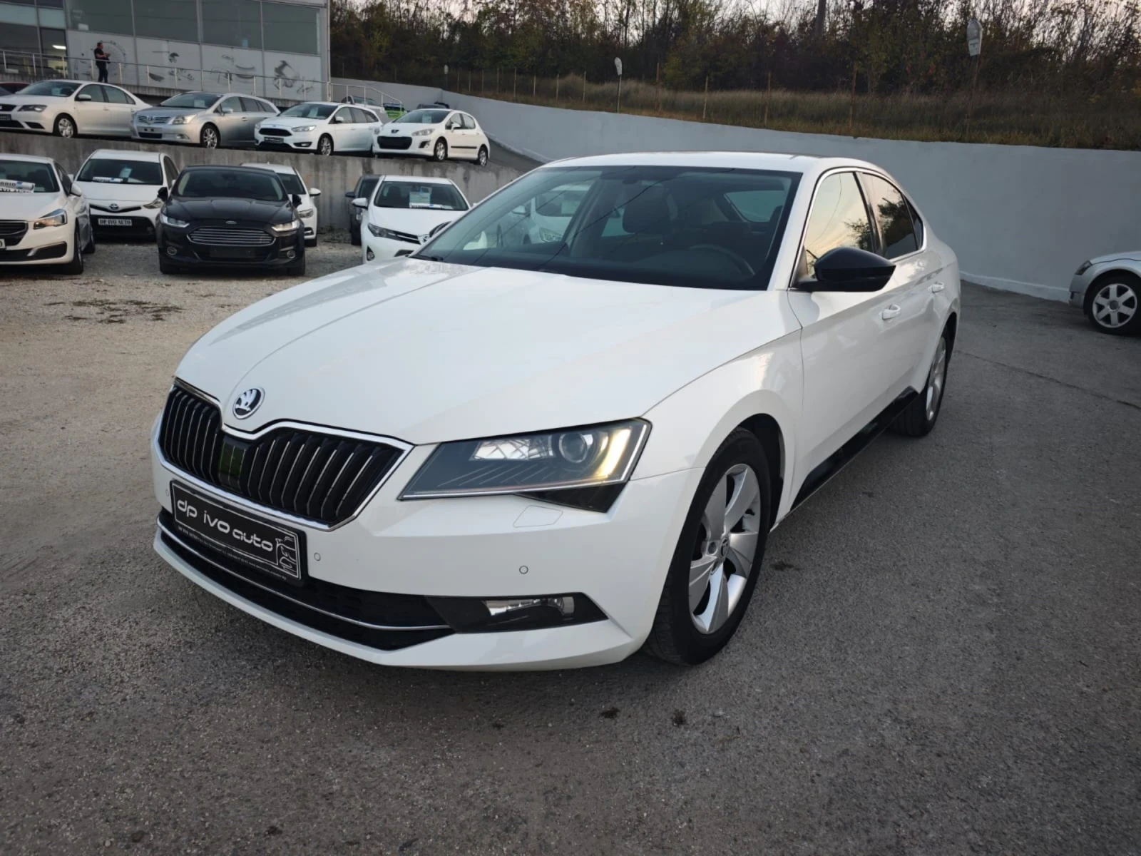 Skoda Superb 2.0TDI* РЪЧКА* 6ск* НАВИ* ОТЛИЧЕН* ОФЕРТА - [1] 