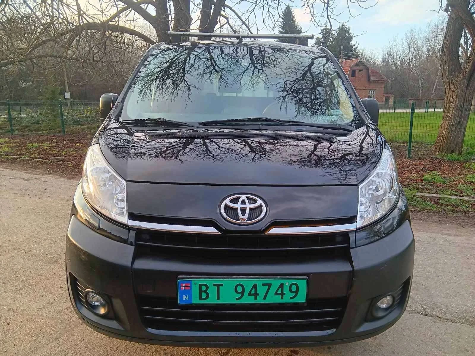 Toyota Proace City 2.0d - изображение 3