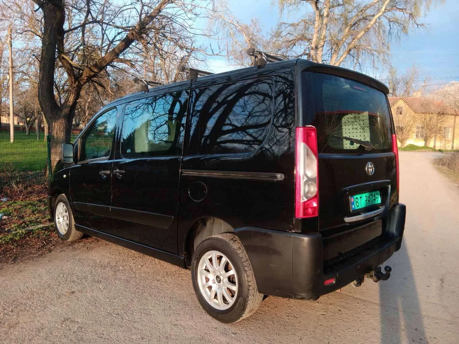 Toyota Proace City 2.0d - изображение 5