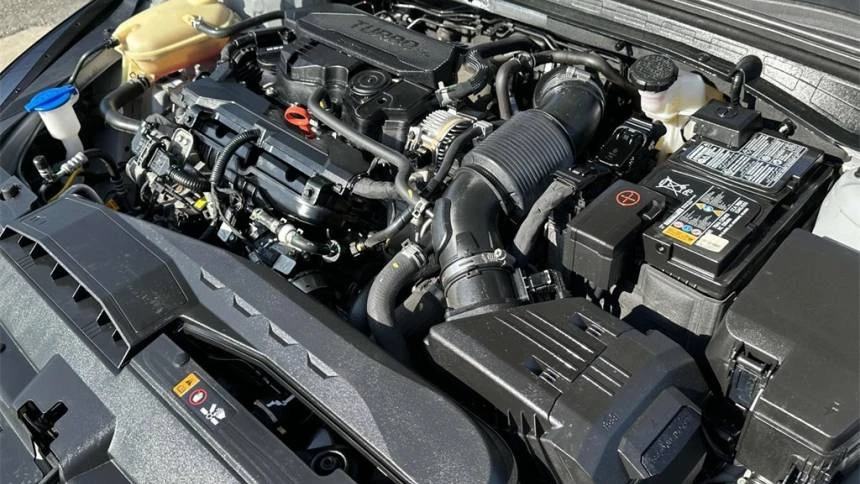 Kia K5   2.0 LPG  | Mobile.bg   17