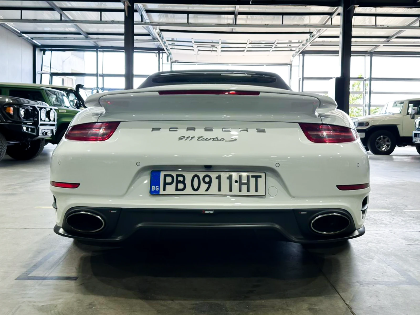 Porsche 911 TURBO S - изображение 6