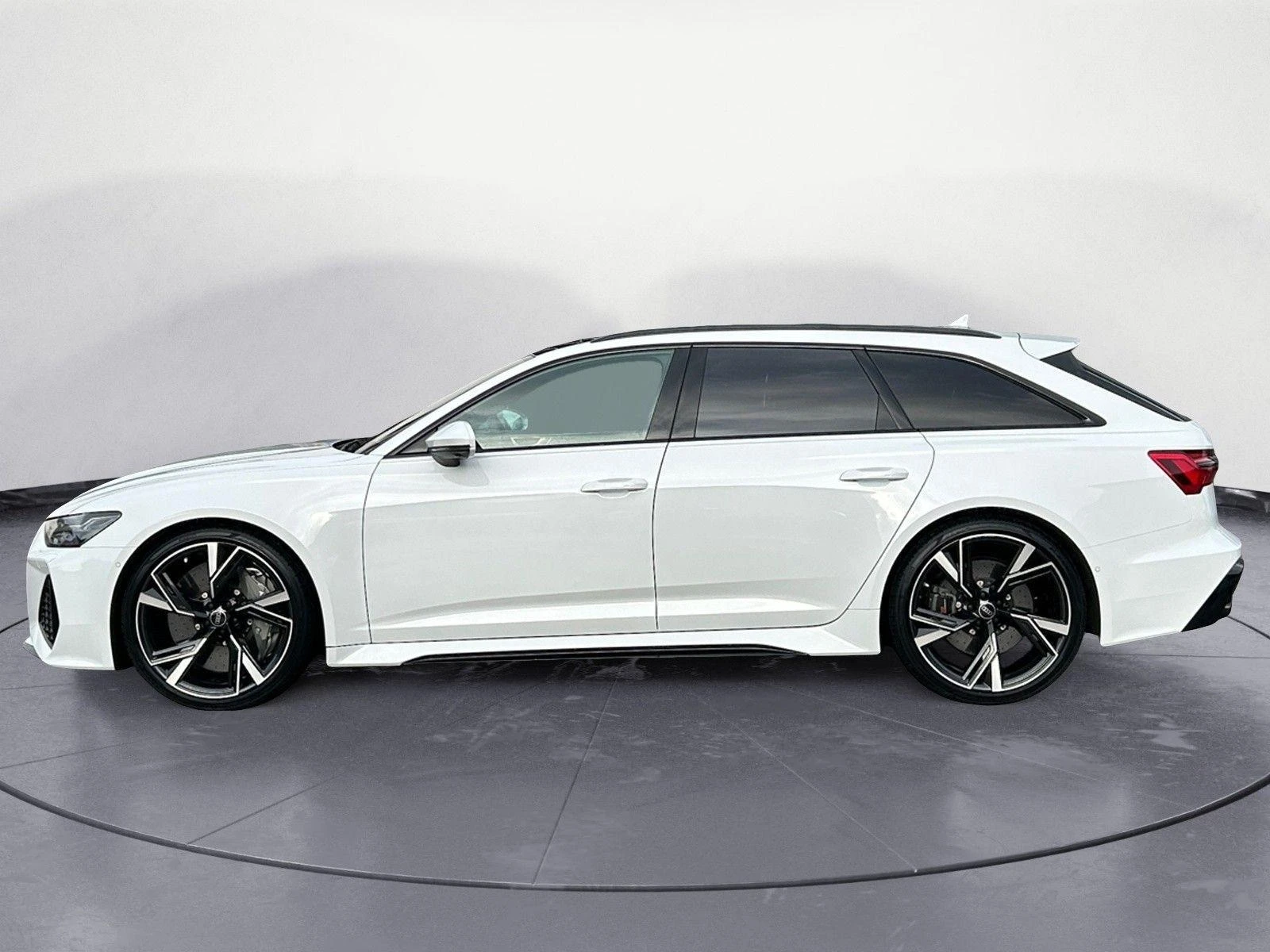 Audi Rs6 CERAMIC/CARBON/BLACK OPTIC/B&O/HEAD UP/MATRIX/22/ - изображение 4