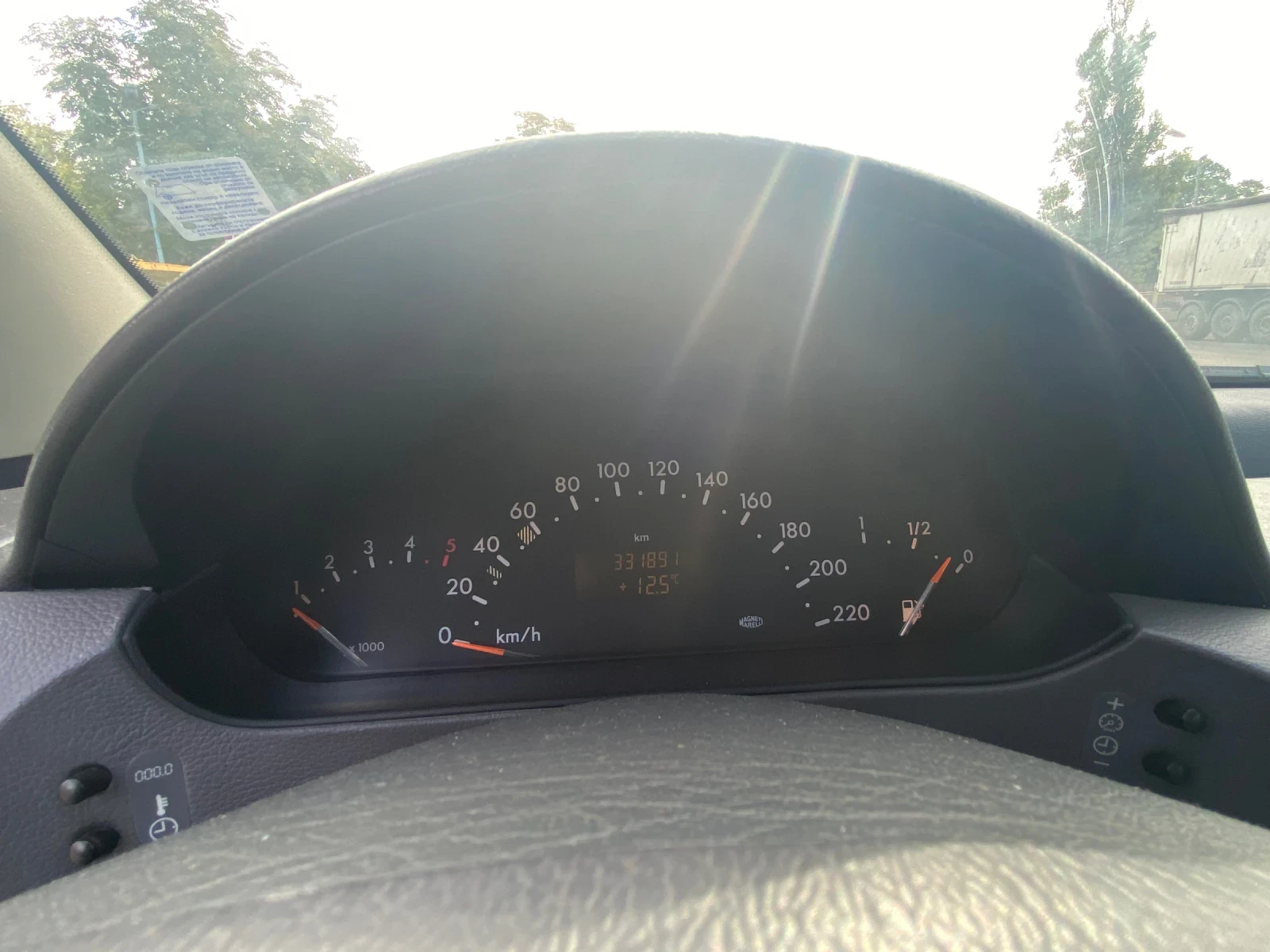 Mercedes-Benz A 170 1.7 90 - изображение 5