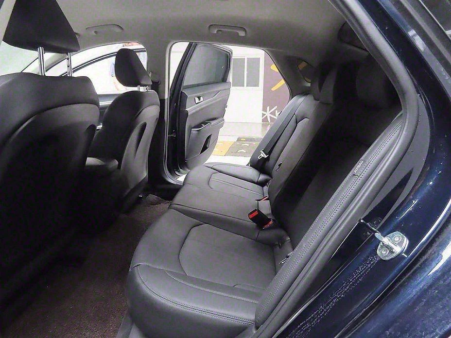 Kia K5 2.0 LPI Trandy * НАЙ-ДОБРА ЦЕНА В БЪЛГАРИЯ*  - изображение 10