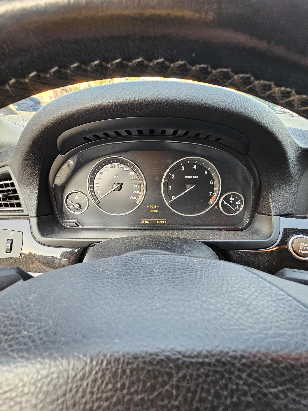 BMW 523, снимка 12 - Автомобили и джипове - 53331163