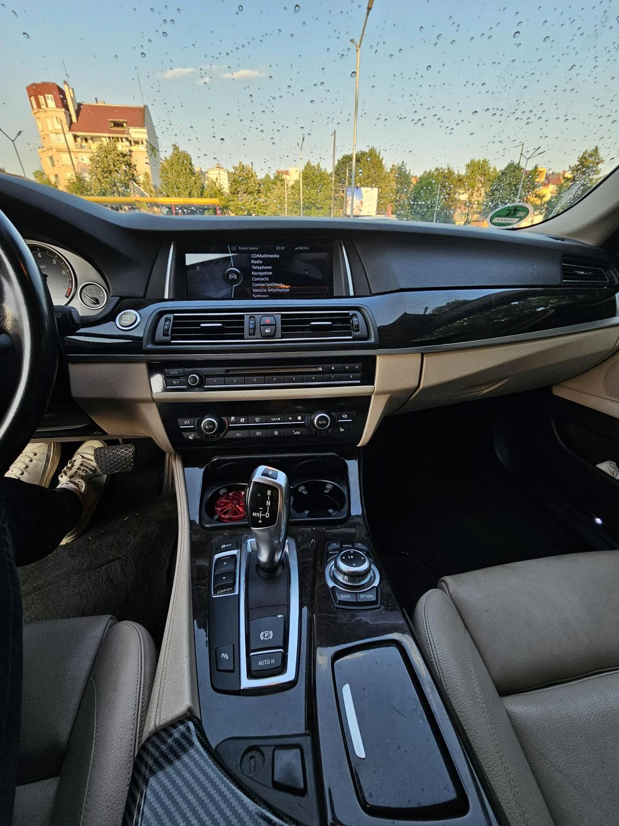 BMW 523, снимка 14 - Автомобили и джипове - 53331163