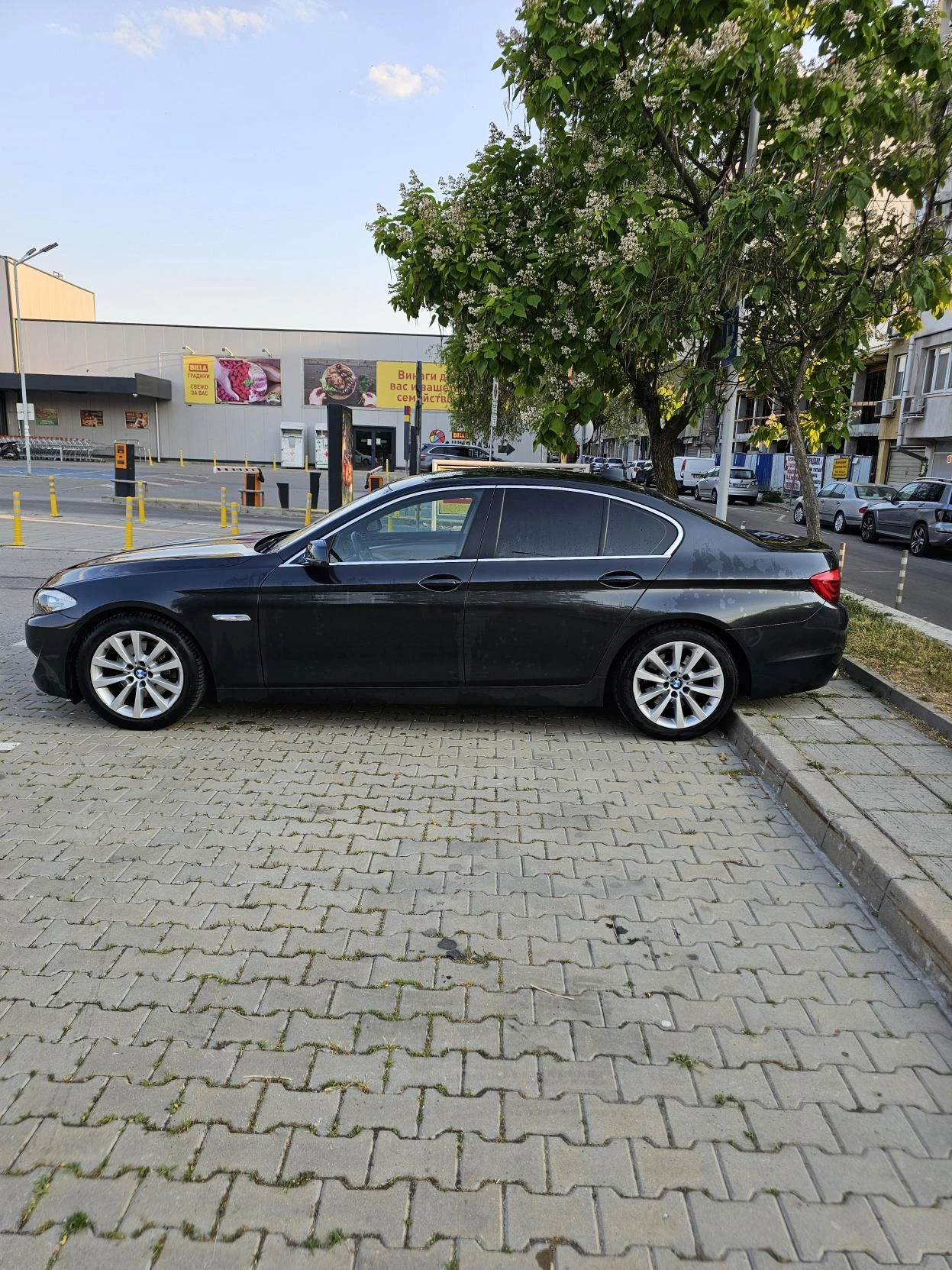 BMW 523, снимка 2 - Автомобили и джипове - 53331163