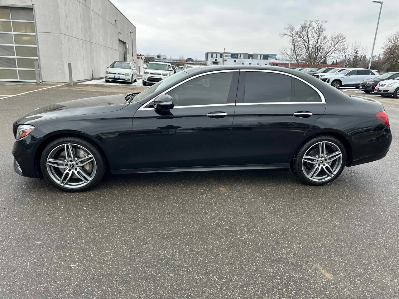 Mercedes-Benz E 350 CARFAX* АВТОФИНАНСИРАНЕ БЕЗ ПЪРВОНАЧАЛНА ВНОСКА - изображение 2