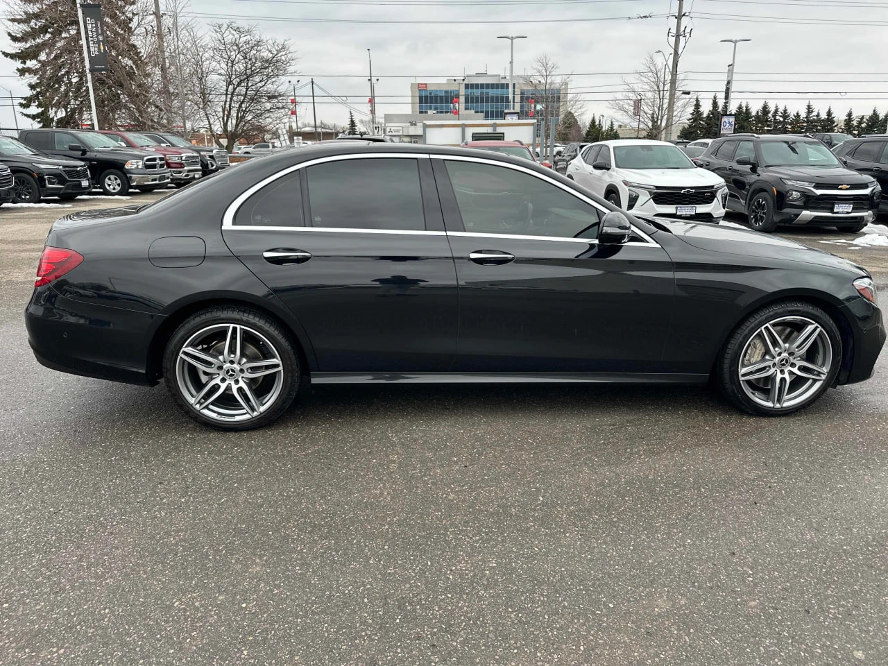 Mercedes-Benz E 350 CARFAX* АВТОФИНАНСИРАНЕ БЕЗ ПЪРВОНАЧАЛНА ВНОСКА - изображение 3