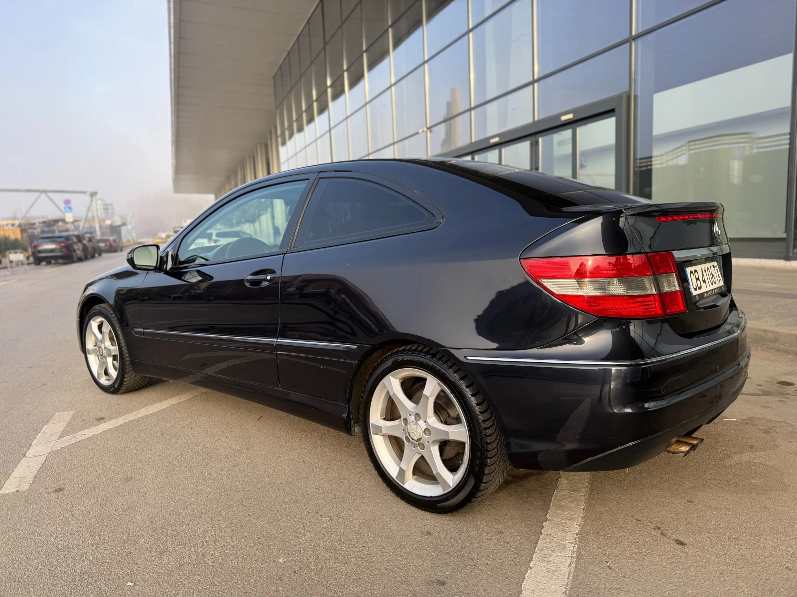 Mercedes-Benz CLC 180 6 МЕСЕЦА ГАРАНЦИЯ/143к.с. Сервизна Книжка/Нави - изображение 3