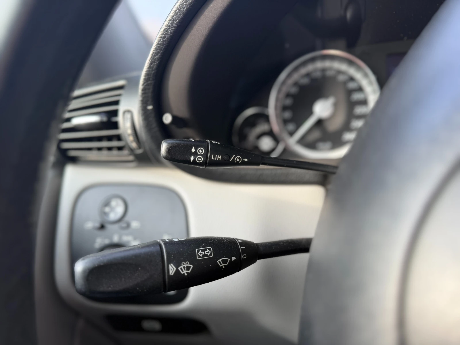 Mercedes-Benz CLC 180 6 ������ ��������/143�.�. �������� ������/���� | Mobile.bg � ����������� 14