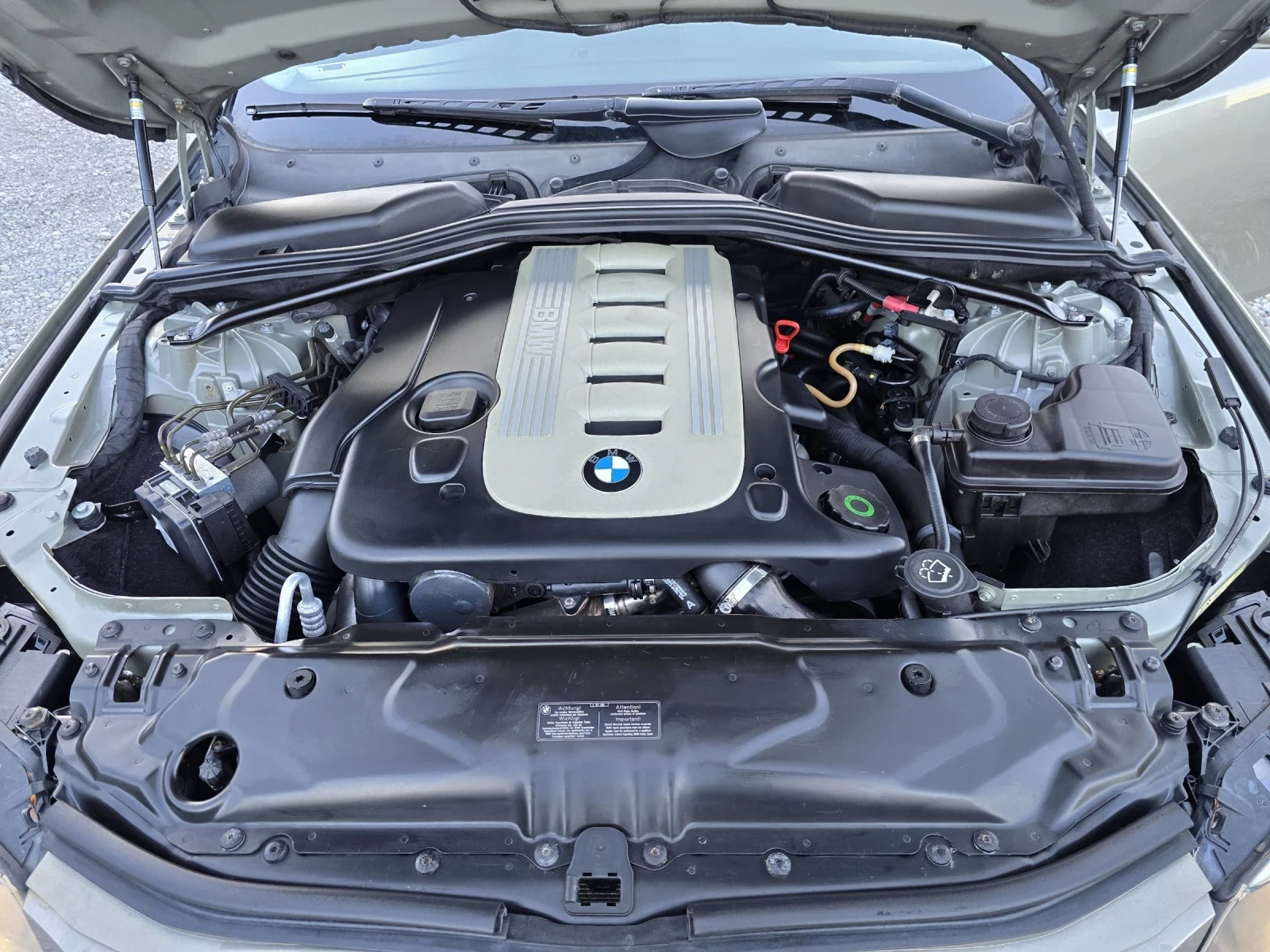 BMW 525 3.0D NAVI PANORAMA | Mobile.bg � ����������� 17