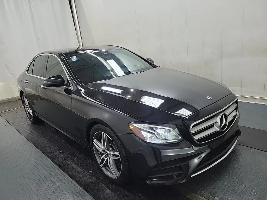 Mercedes-Benz E 300 4MATIC Sedan  CARFAX | Mobile.bg � ����������� 3