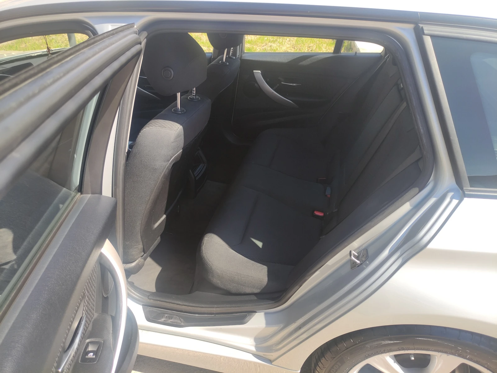 BMW 320 F31 320D, снимка 12 - Автомобили и джипове - 53864116