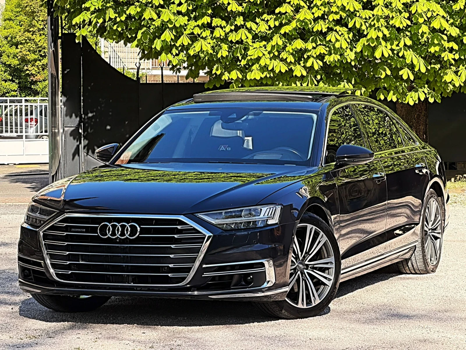 Audi A8 ОЧАКВАН ВНОС Audi A8 5.0TDI Long 3xTV* HD , снимка 2 - Автомобили и джипове - 54163966
