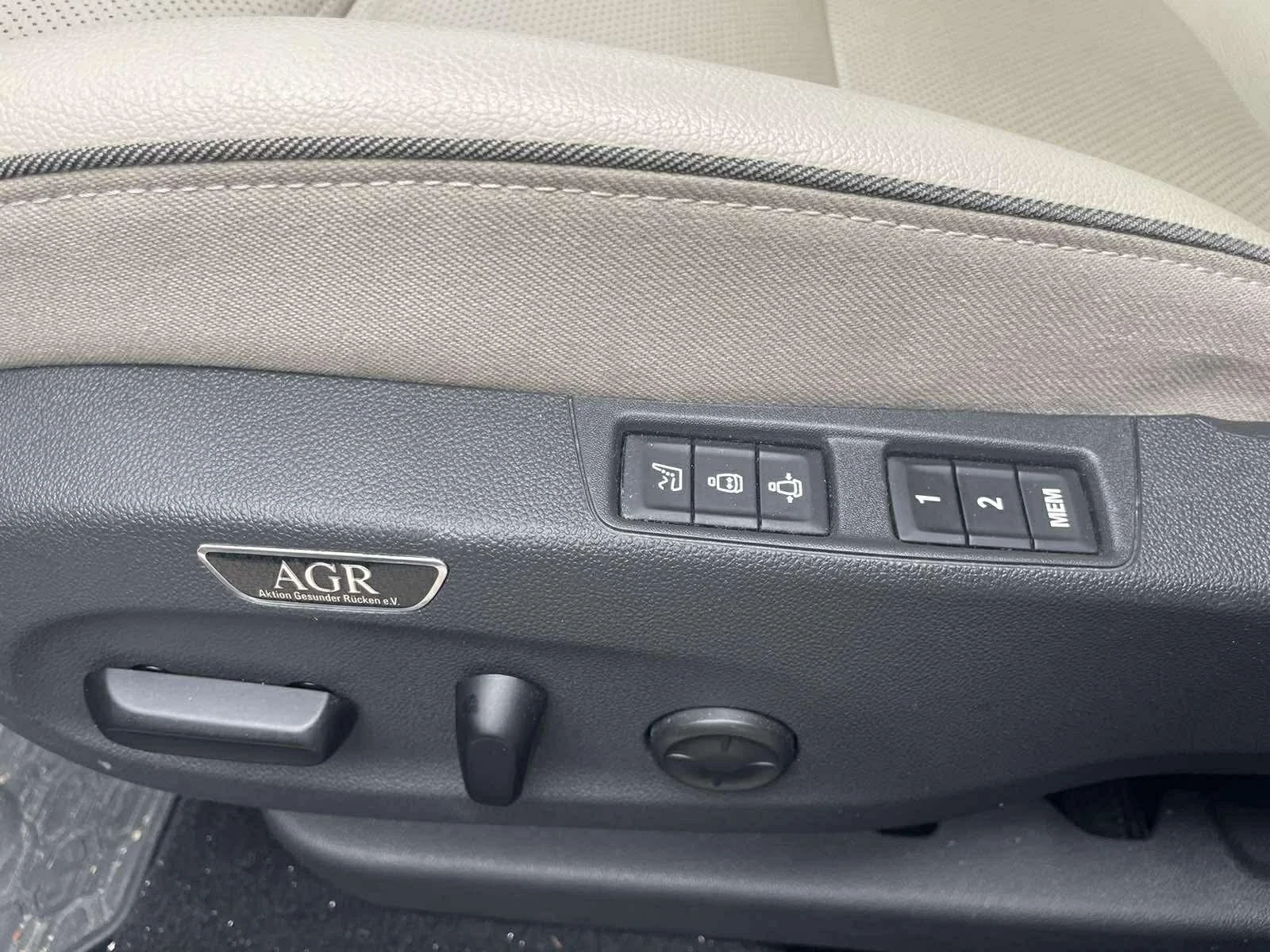 Opel Insignia, снимка 9 - Автомобили и джипове - 54239882