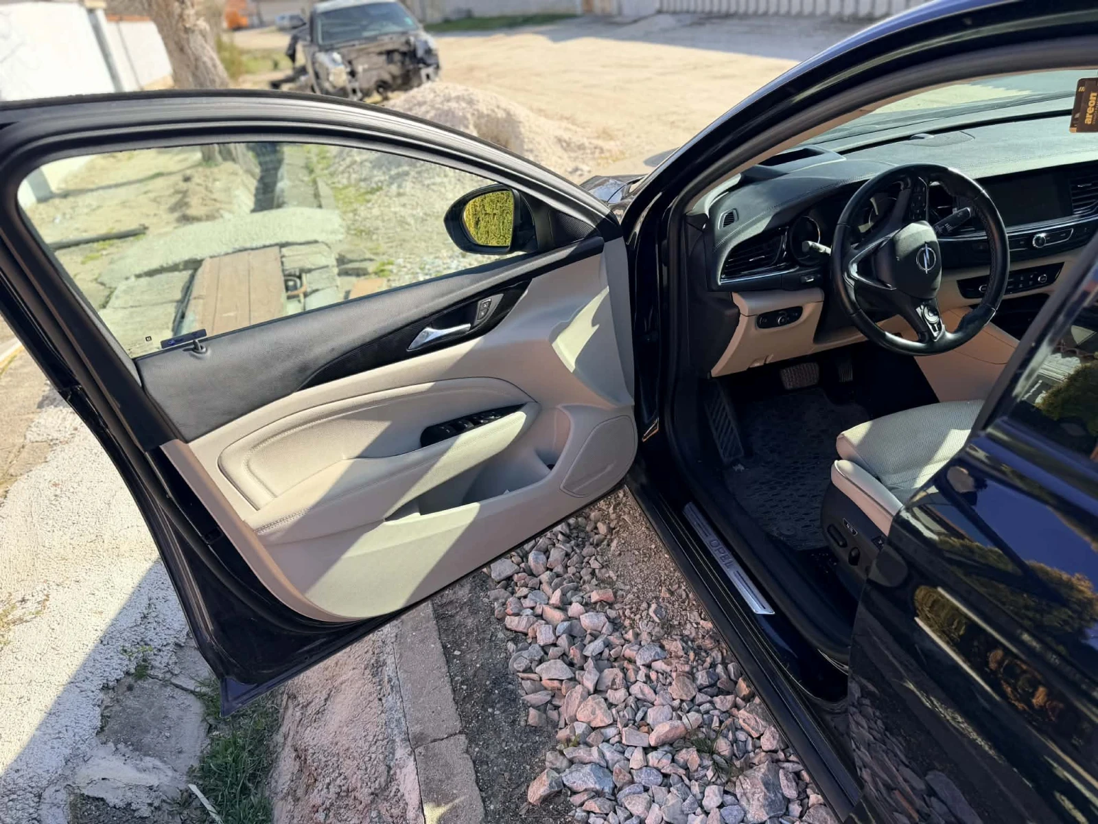 Opel Insignia, снимка 7 - Автомобили и джипове - 54239882