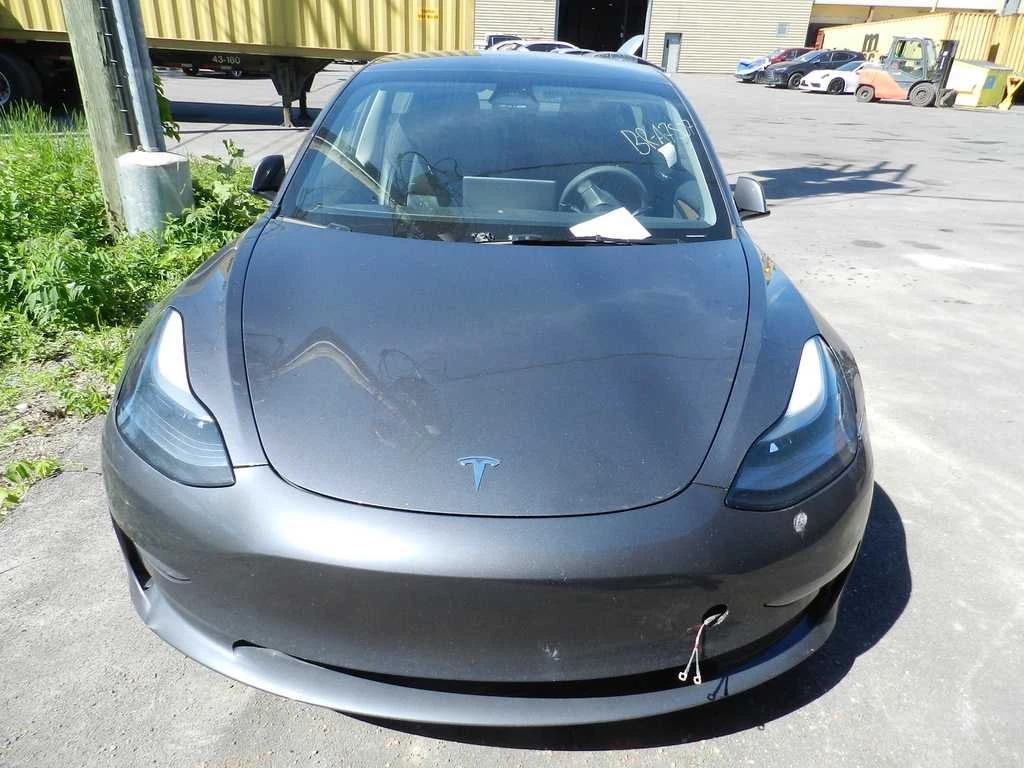 Tesla Model 3 Standart Plus 