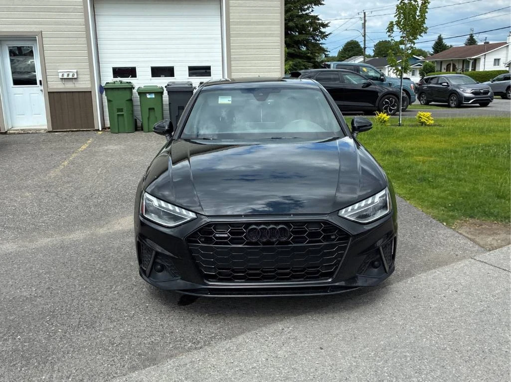 Audi A4 S-Line * Distronic * Два ключа * Мъртва точка, снимка 2 - Автомобили и джипове - 54929814
