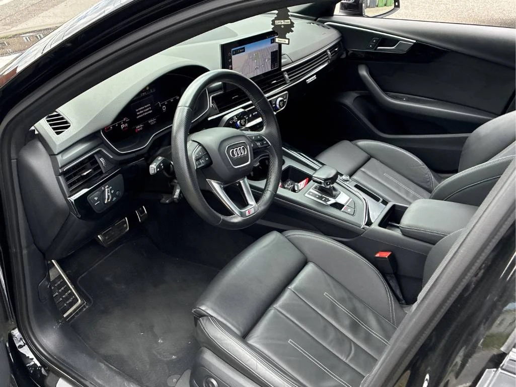 Audi A4 S-Line * Distronic * Два ключа * Мъртва точка, снимка 6 - Автомобили и джипове - 54929814