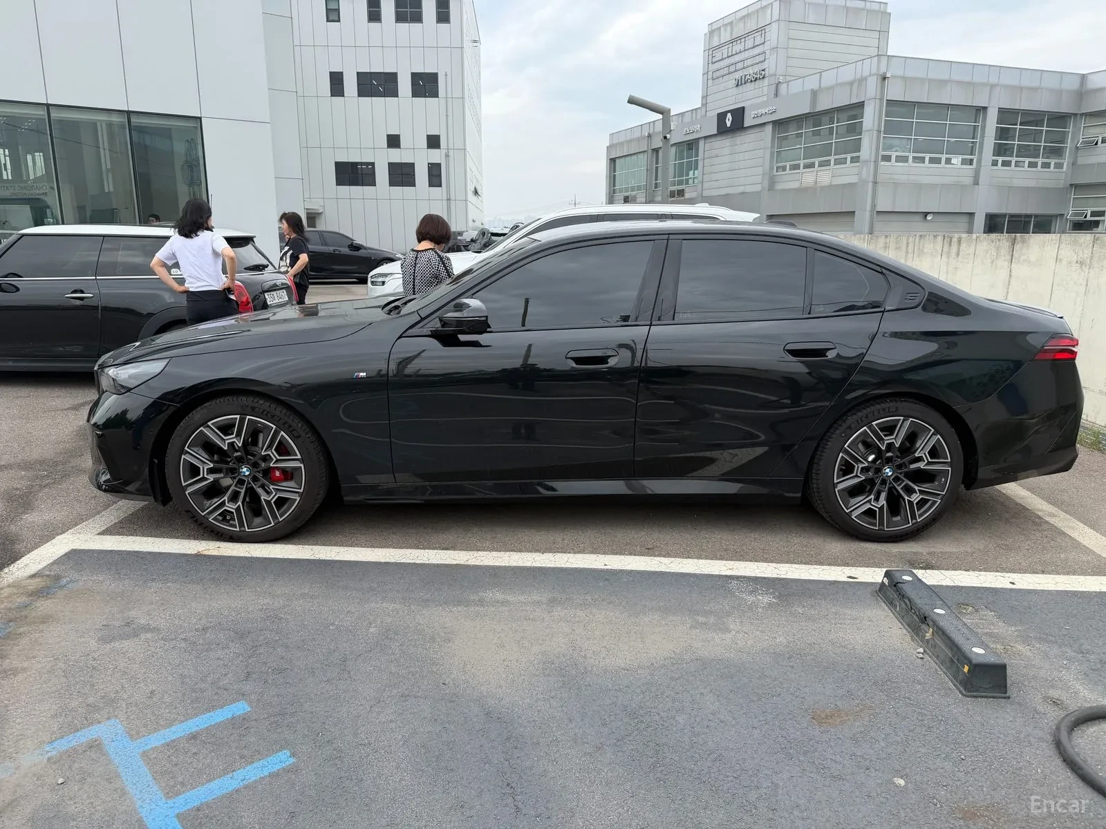 BMW 530 10 000km!!! M-PACK* FULL EXTRAS* , снимка 5 - Автомобили и джипове - 55008574