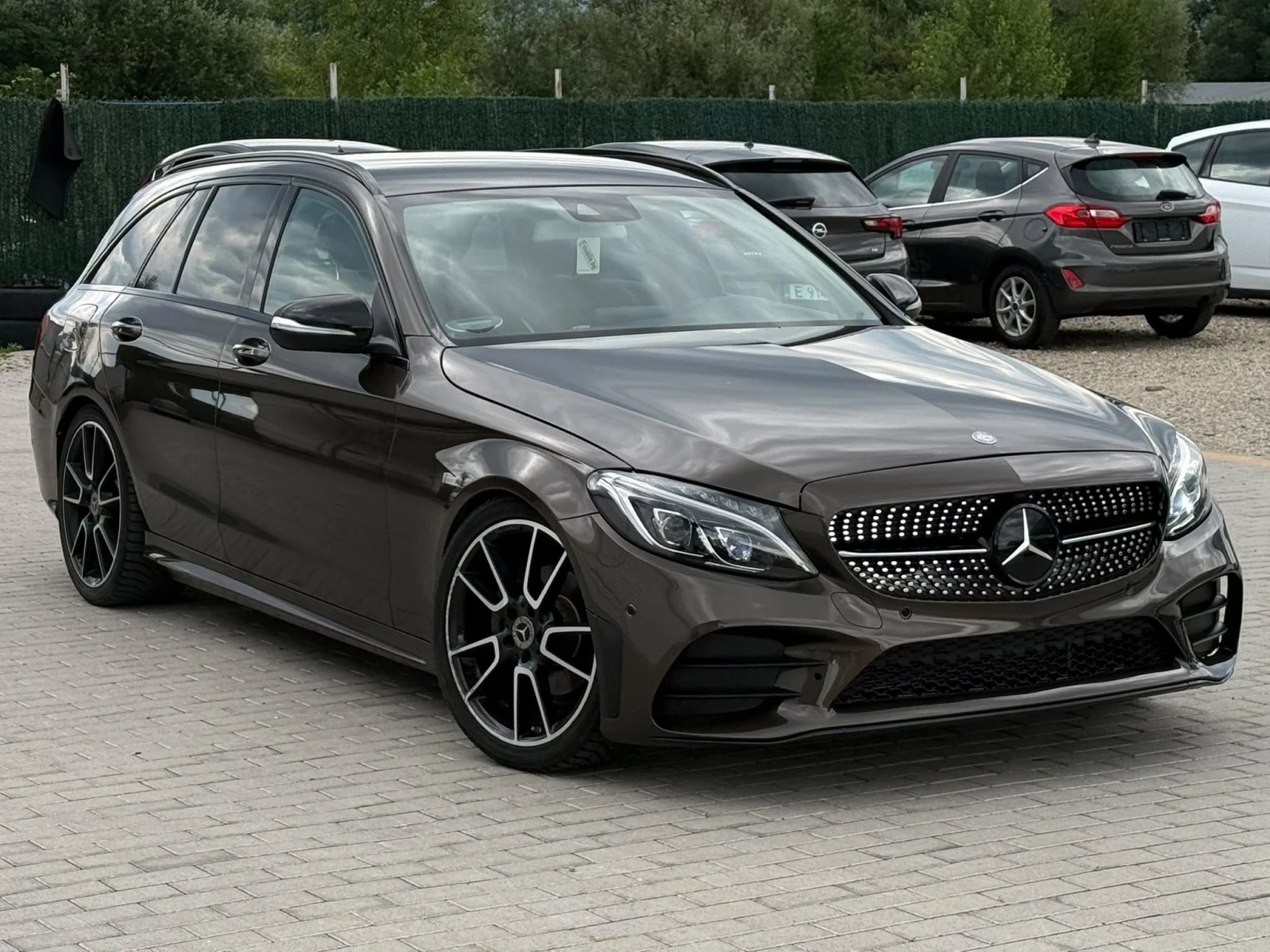Mercedes-Benz C 220 2.2d/170hp/AMG- Line/ Service Book/ Full extra/